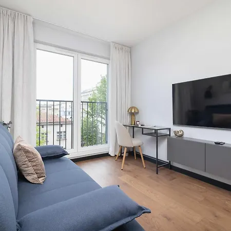 아파트 Modern & Luxurious With Balcony & Parking Cracow By Renters Prestige 크라쿠프