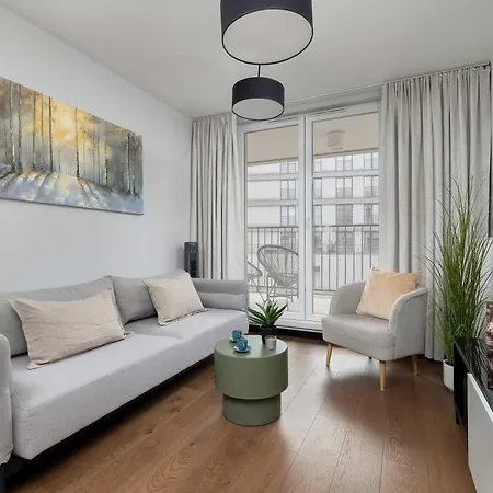 Modern & Luxurious With Balcony & Parking Cracow By Renters Prestige 克拉科夫