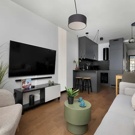 Modern & Luxurious With Balcony & Parking Cracow By Renters Prestige 公寓 克拉科夫