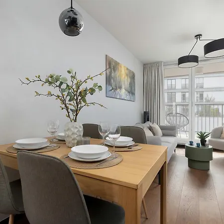 Modern & Luxurious With Balcony & Parking Cracow By Renters Prestige
