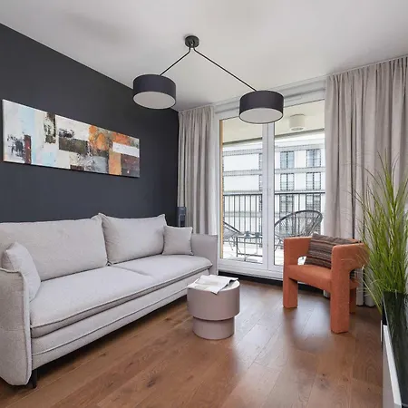 Modern & Luxurious With Balcony & Parking Cracow By Renters Prestige * Cracovia